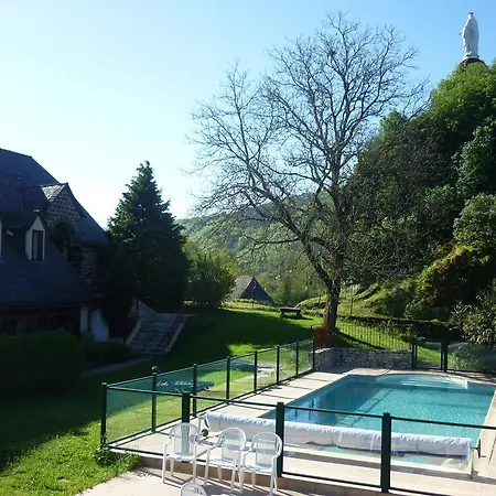 De L'aspre Inn